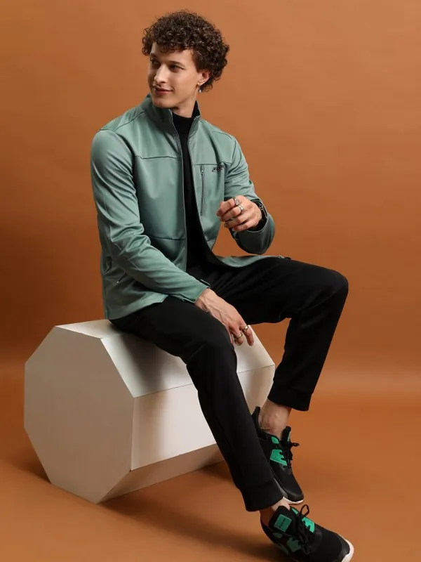 Highlander Men Green Solid Open Front Jacket