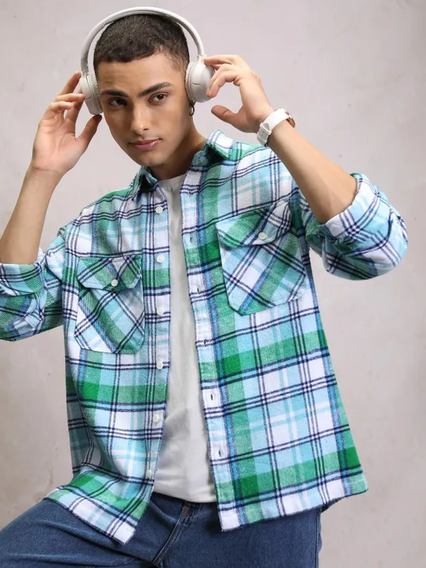  Highlander Men White Checked Regular Fit Casual Shirts