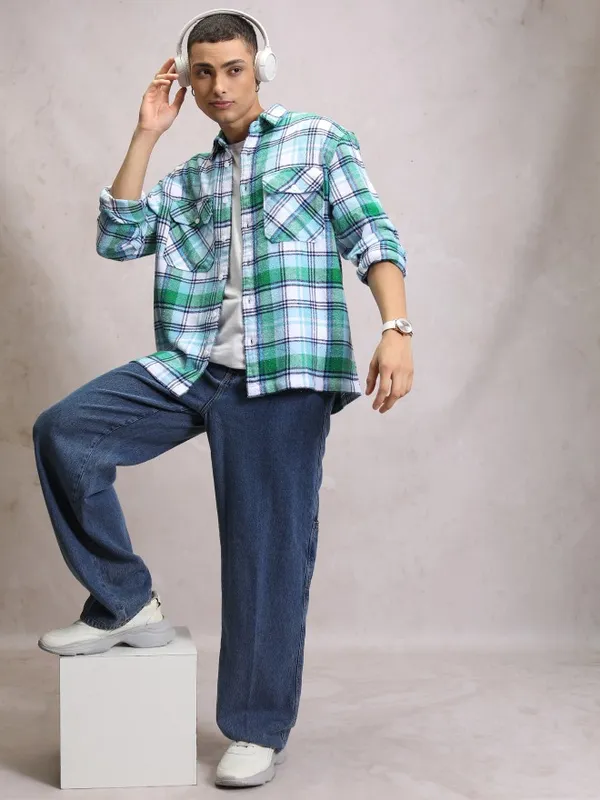  Highlander Men White Checked Regular Fit Casual Shirts