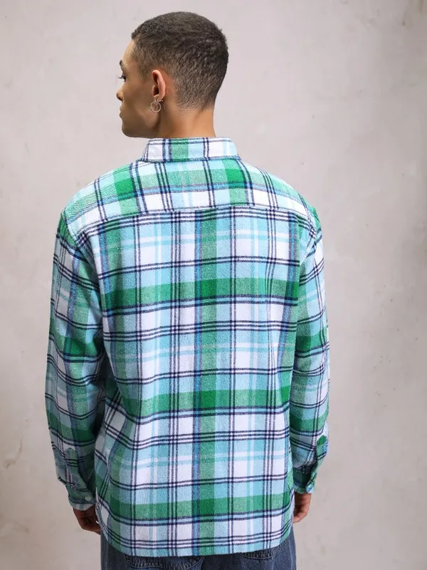  Highlander Men White Checked Regular Fit Casual Shirts