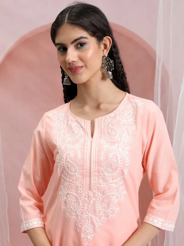 Vishudh Women Peach Embroidered Straight Kurta