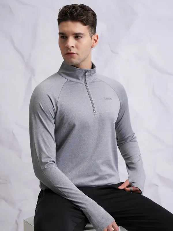 Men Solid Sweatshirts