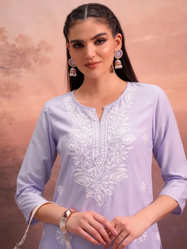  Vishudh Women Purple Embroidered Straight Kurtas