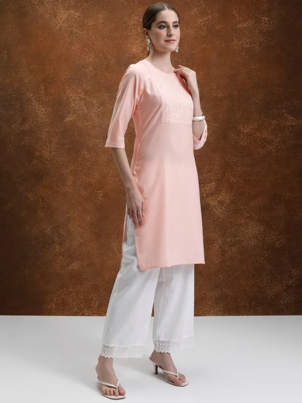  Vishudh Women Peach Embroidered Straight Kurtas
