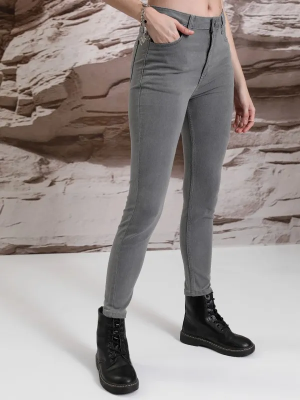 Women Skinny Fit Jeans