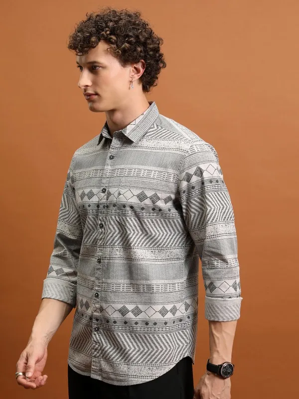  Ketch Men Grey Printed Slim Fit Casual Shirts