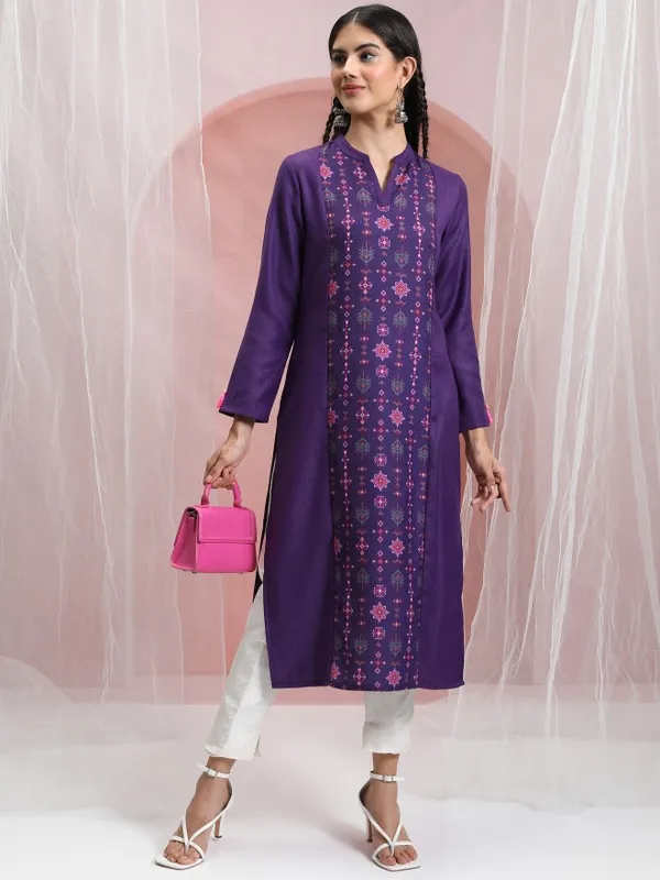  Vishudh  Women Purple Printed Straight Kurtas