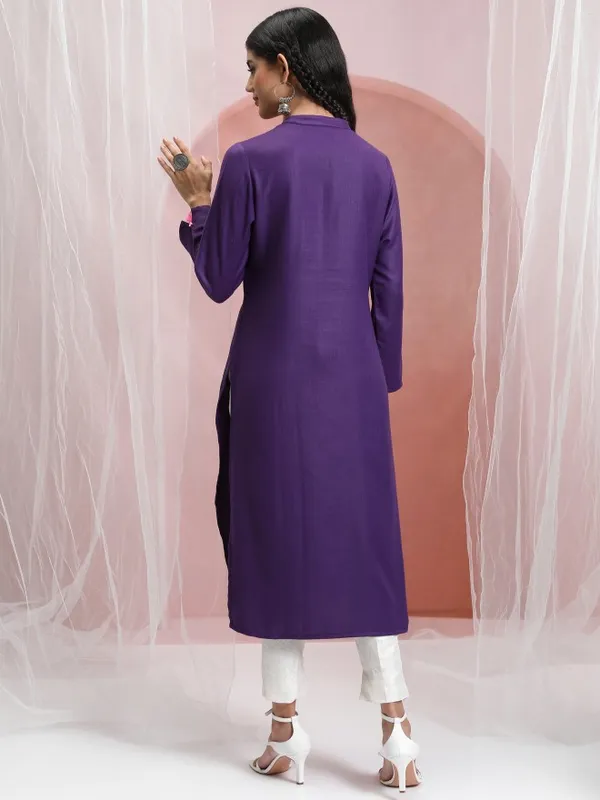  Vishudh  Women Purple Printed Straight Kurtas