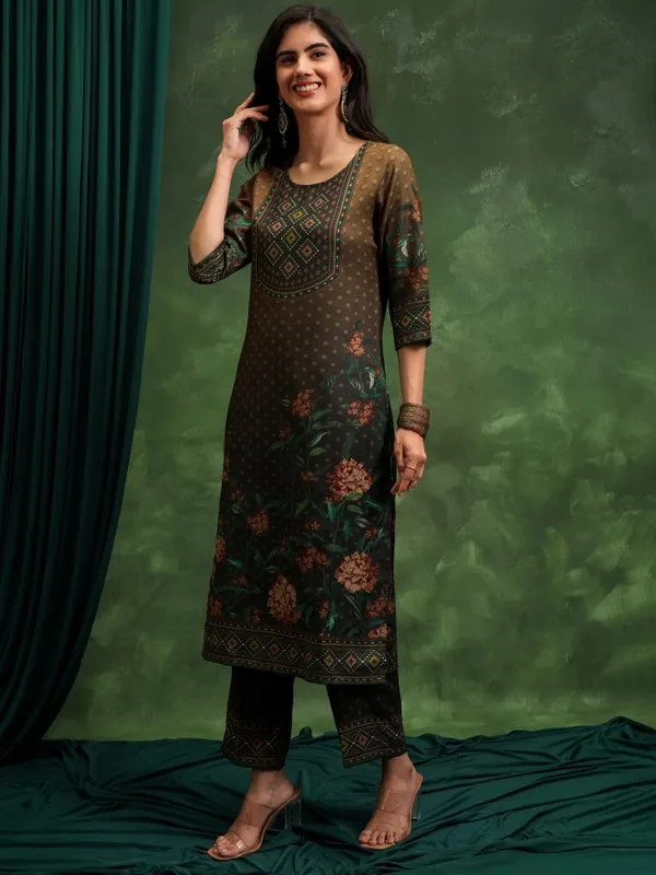 Women Kurta With Trouser & Dupatta