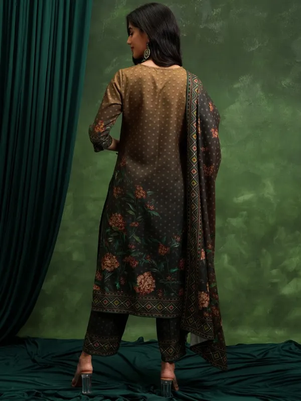 Women Kurta With Trouser & Dupatta