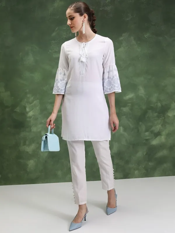 Solid Straight Kurta