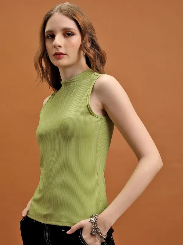 Solid Regular Top