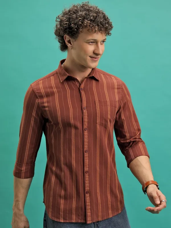  Highlander Men Terracotta Striped Slim Fit Casual Shirts