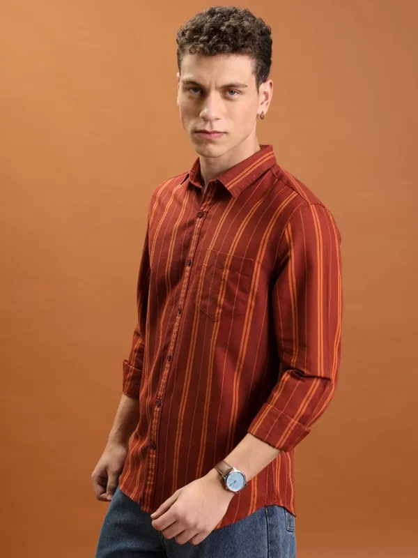 Men Slim Fit Casual Shirt