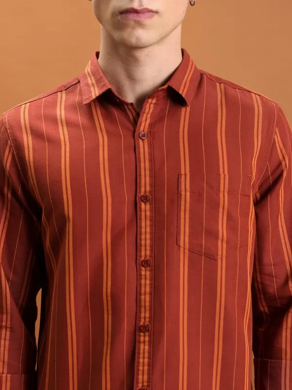 Men Slim Fit Casual Shirt