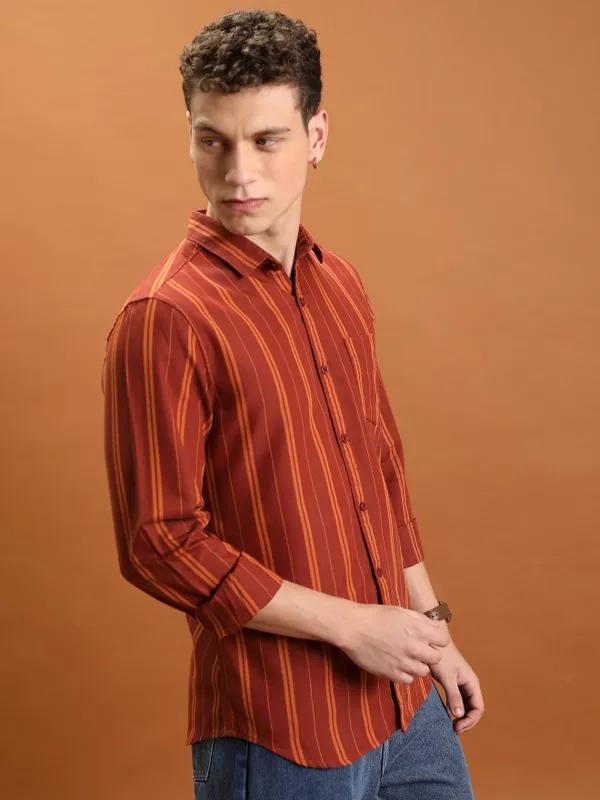 Men Slim Fit Casual Shirt