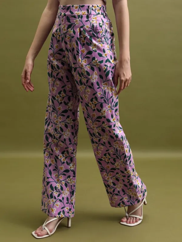  Tokyo Talkies Women Violet Printed Regular Fit Casual Trousers