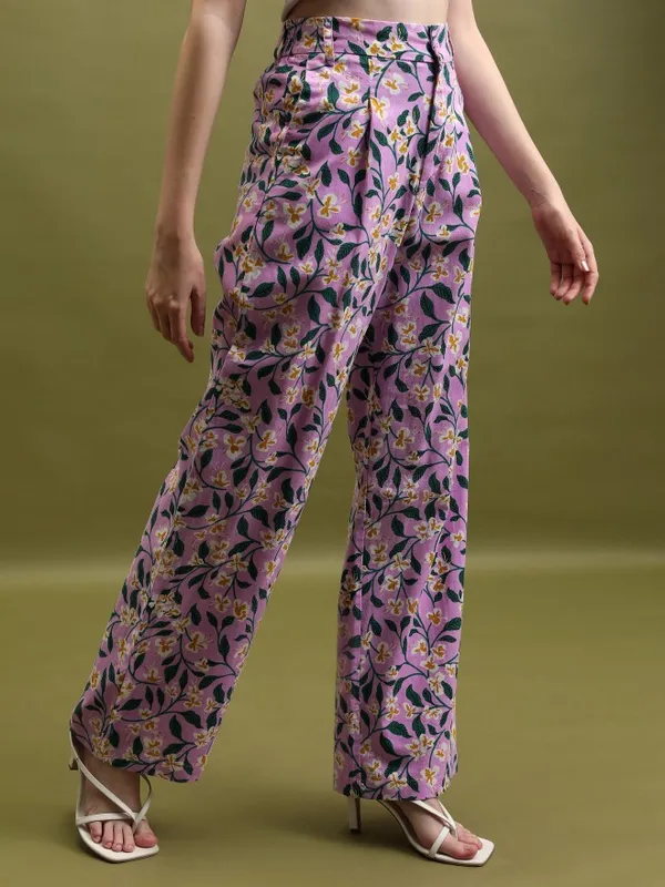  Tokyo Talkies Women Violet Printed Regular Fit Casual Trousers