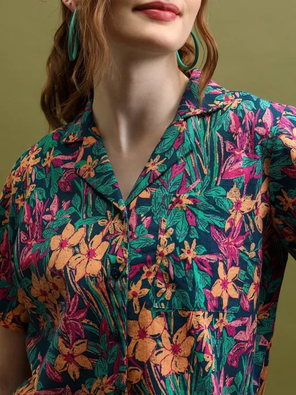 Printed Shirt Style Top