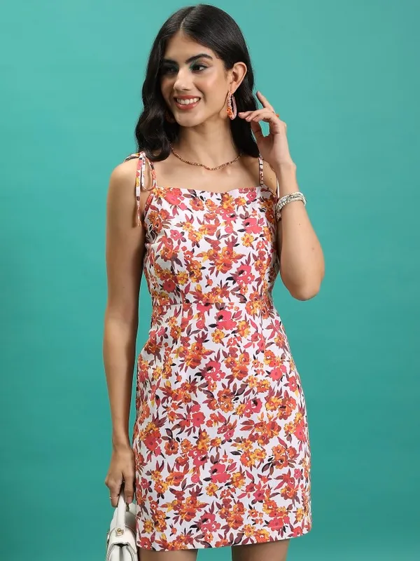  Tokyo Talkies Women White Printed Bodycon Dresses