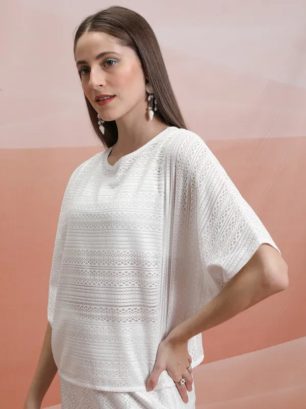  Tokyo Talkies Women White Self Design Regular Tops