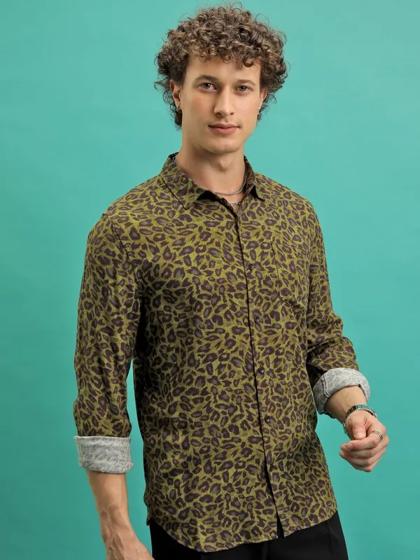 Men Printed Casual Shirt
