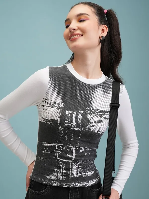 Printed Fitted Top