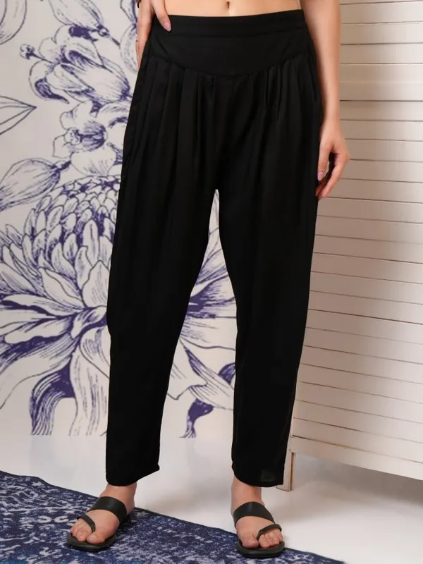 Vishudh Women Black Elasticated Ankle Length Dhoti Pants