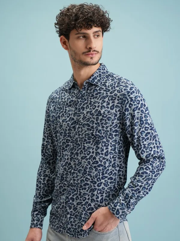  Highlander Men Grey Printed Slim Fit Casual Shirts