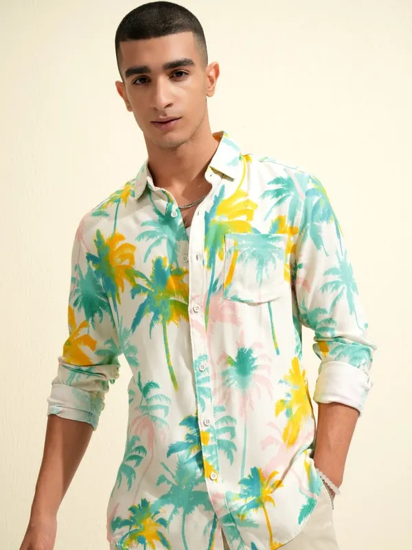Men Slim Fit Casual Shirt