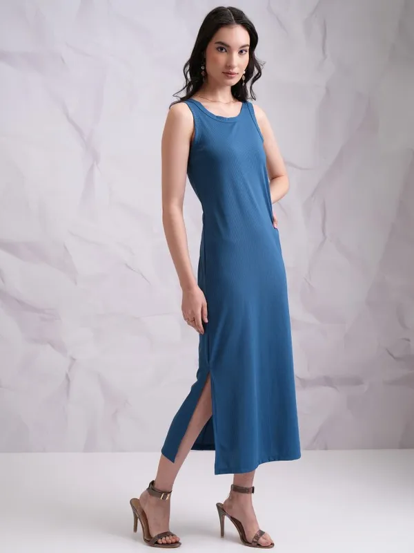 Tokyo Talkies Women Blue Solid Sheath Dresses