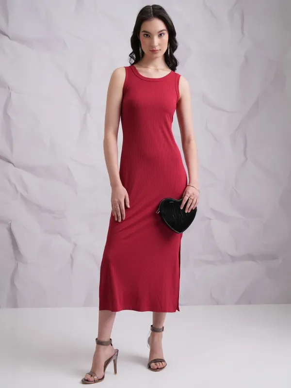 Tokyo Talkies Women Red Solid Sheath Dresses