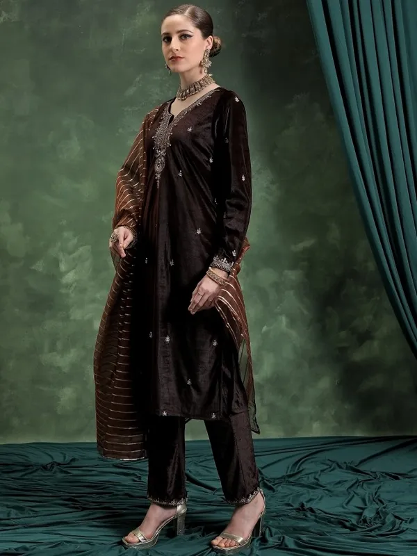  Vishudh Women Brown Self Design Kurta Sets