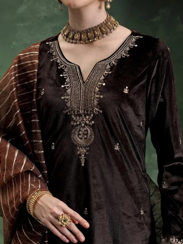  Vishudh Women Brown Self Design Kurta Sets
