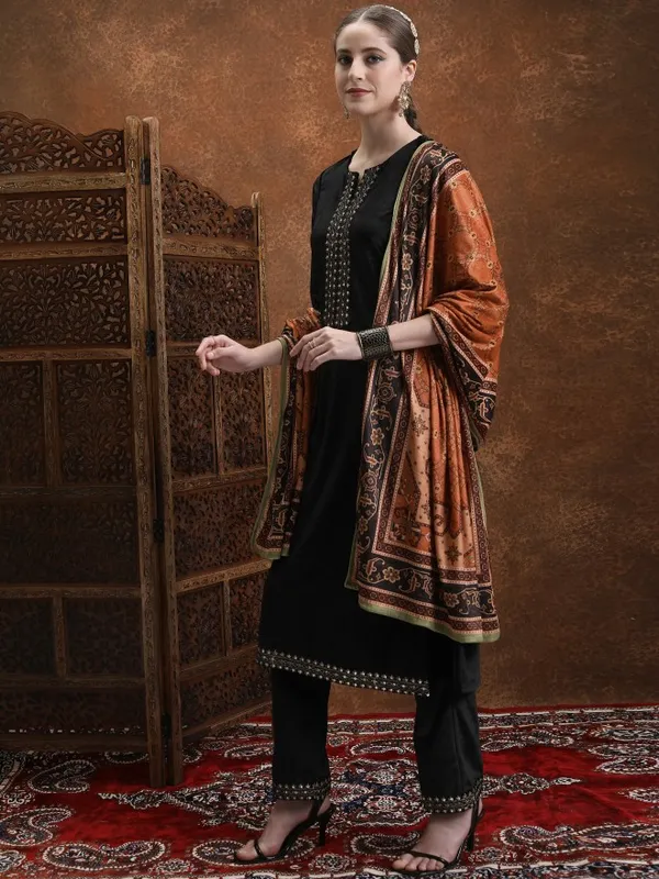  Vishudh Women Black Self Design Kurta Sets