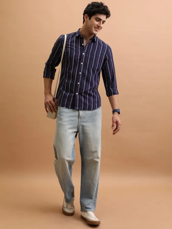 Men Striped Casual Shirt