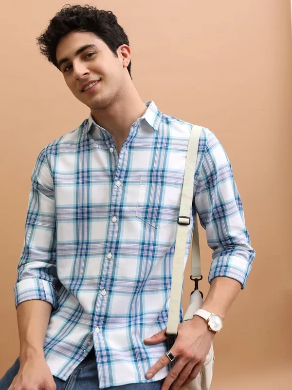 Men Checked Casual Shirt