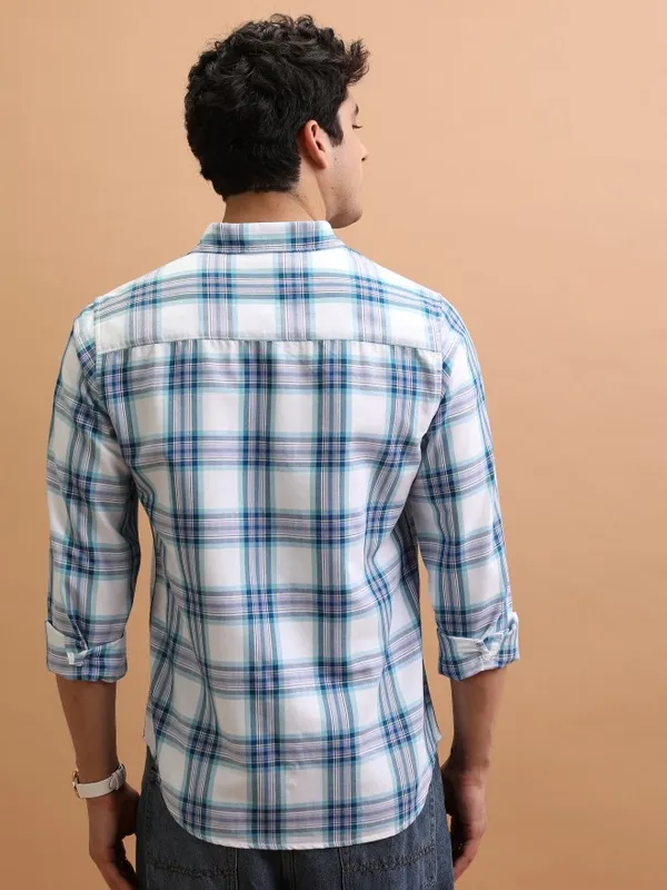 Men Checked Casual Shirt