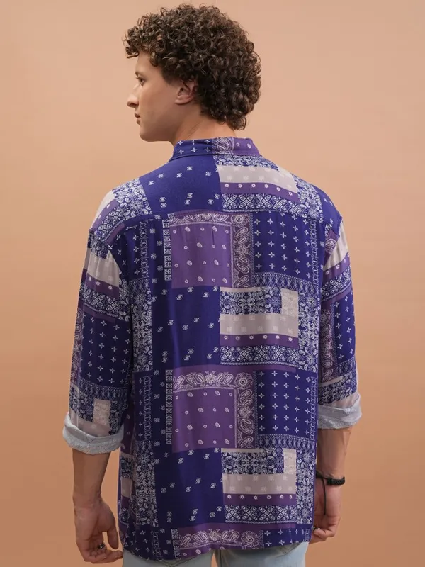  Highlander Men Purple Printed Oversized Fit Casual Shirts
