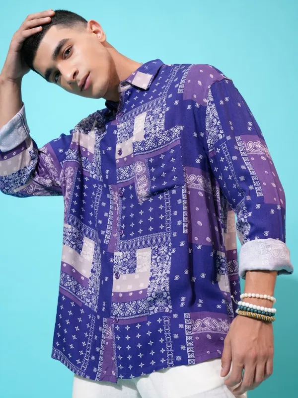 Highlander Men Green Printed Oversized Fit Casual Shirt