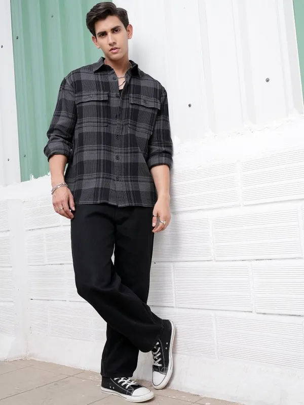  Locomotive Men Grey Checked Oversized Fit Casual Shirts