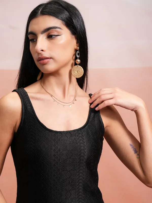 Tokyo Talkies Women Black Self Design Maxi Dress