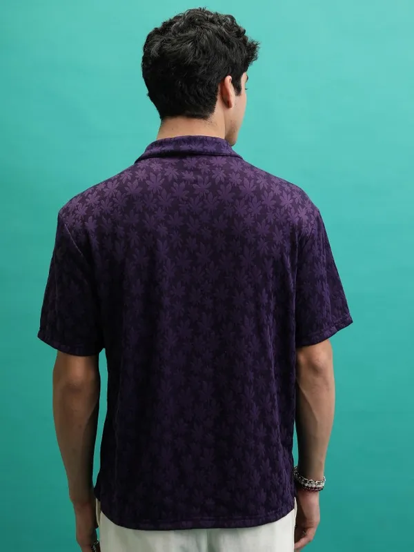  Highlander Men Violet Self Design Regular Fit Casual Shirts