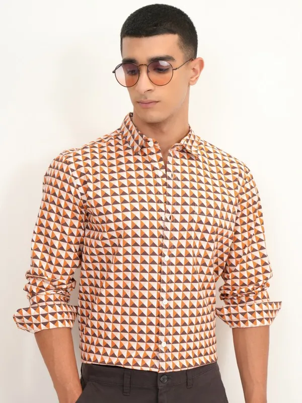  Highlander Men Orange Printed Slim Fit Casual Shirts