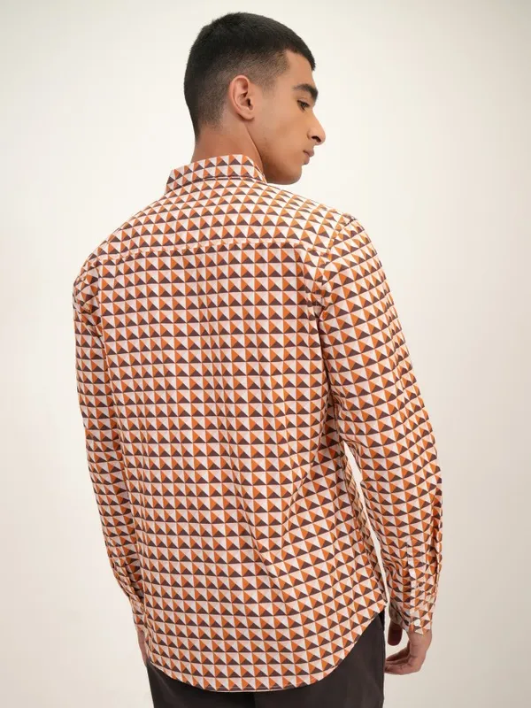  Highlander Men Orange Printed Slim Fit Casual Shirts