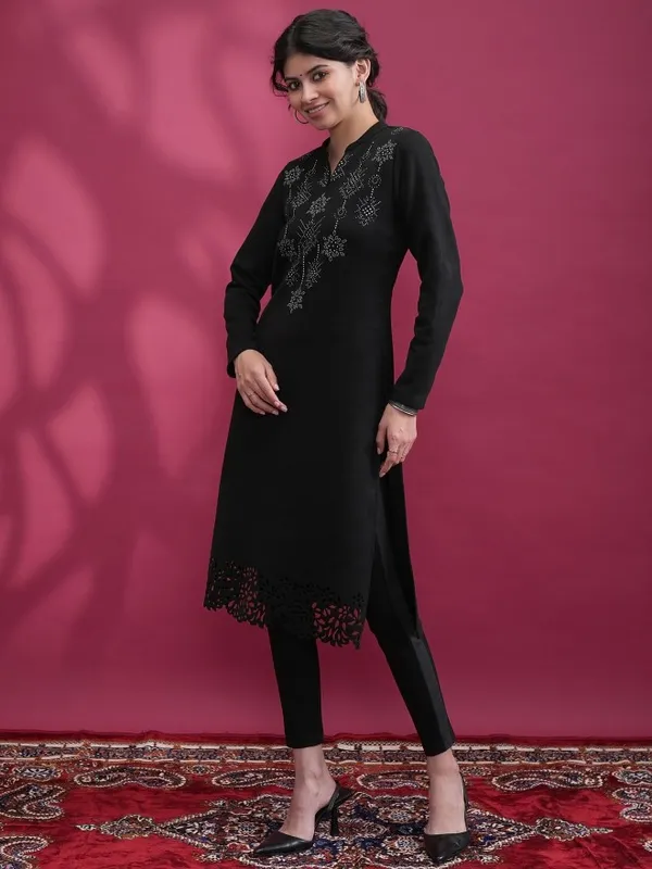  Ketch Women Black Woven Design Straight Kurtas