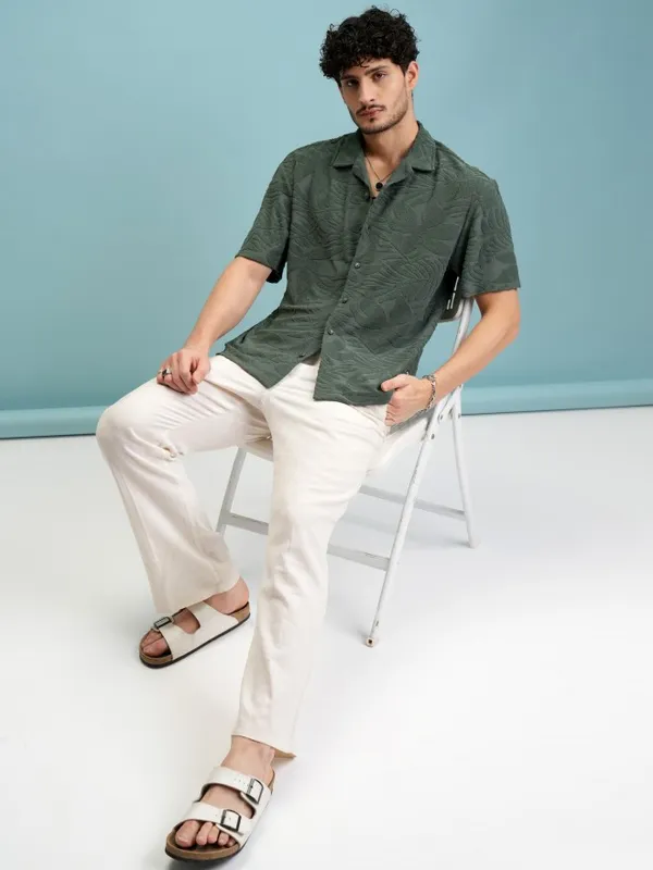  Highlander Men Green Self Design Oversized Fit Casual Shirts