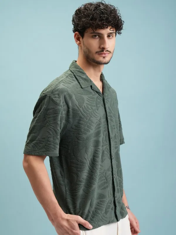  Highlander Men Green Self Design Oversized Fit Casual Shirts