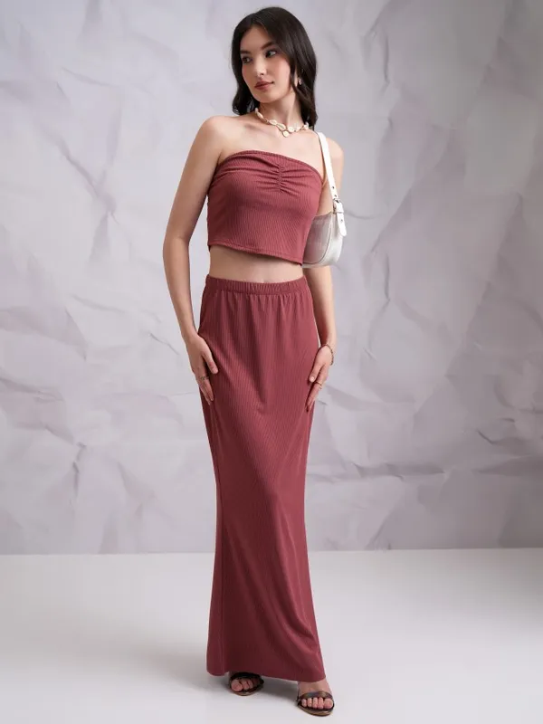 Tokyo Talkies Women Rose Top With Skirt