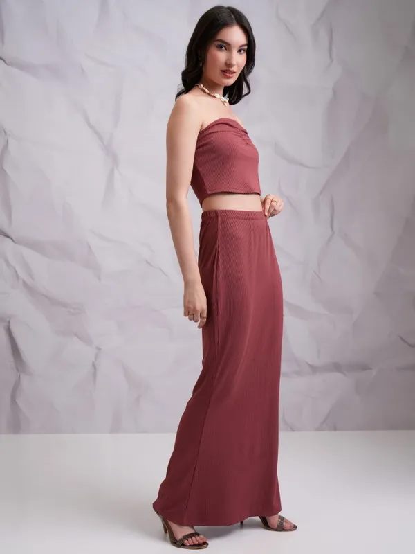 Tokyo Talkies Women Rose Top With Skirt
